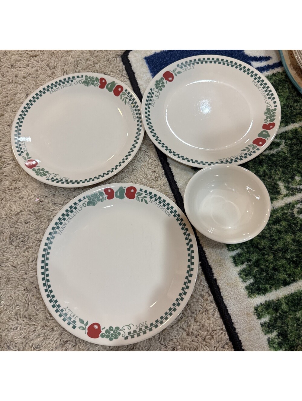 vintage Corelle Farm Fresh dinnerware by Corning, 3 dinner plates/1 bowl